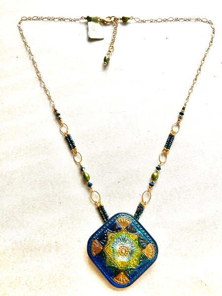 Cool Jewels — "Iridescent Fan Design" Pendant Necklace