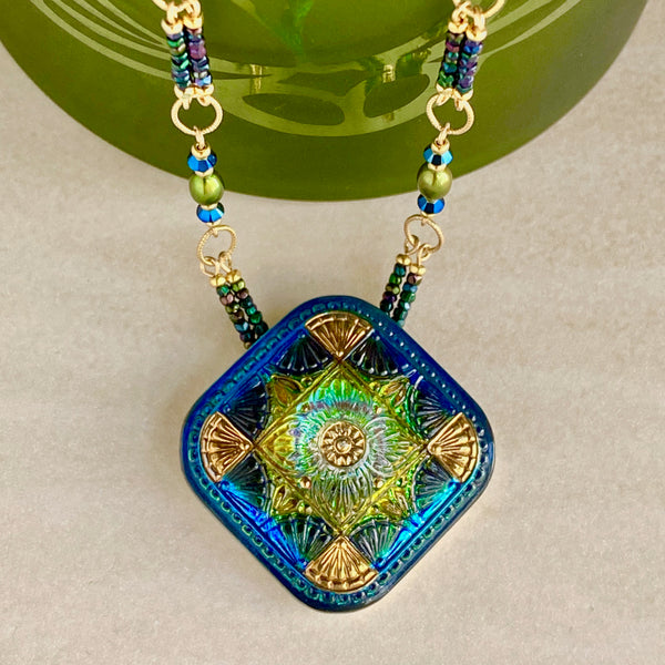 Cool Jewels — "Iridescent Fan Design" Pendant Necklace