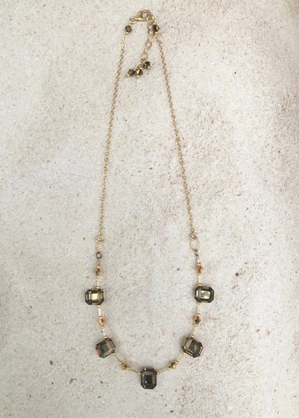 Gorgeous Vintage Emerald-Cut Crystal Necklace — M — Gold